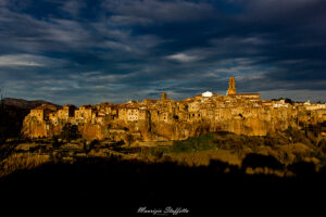 Pitigliano: la città di tufo